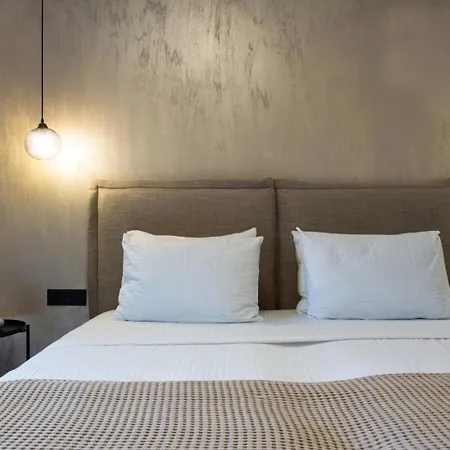 Casa De Afrodite アルゴストリオン